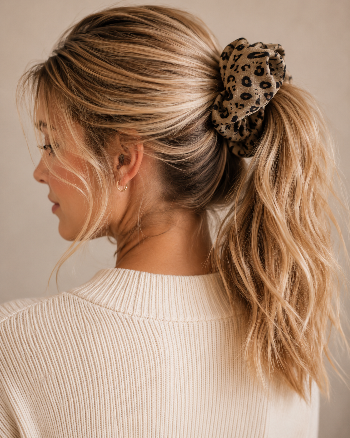 Léa Leopard Oversized Satin Scrunchie – Taupe Animal Print