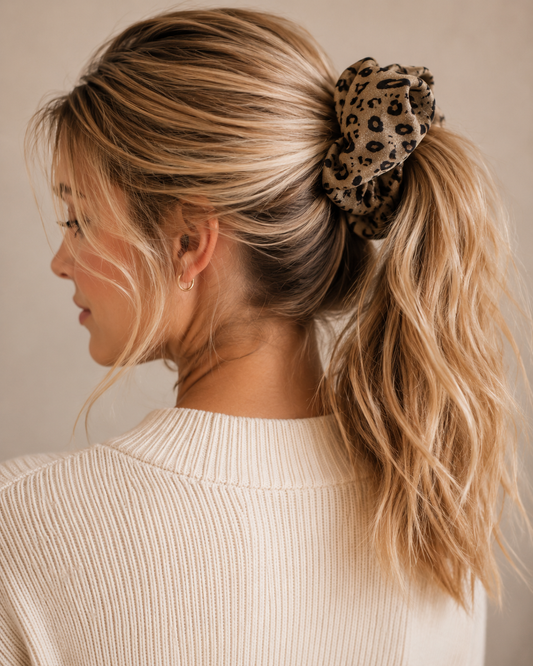 Léa Leopard Oversized Satin Scrunchie – Taupe Animal Print